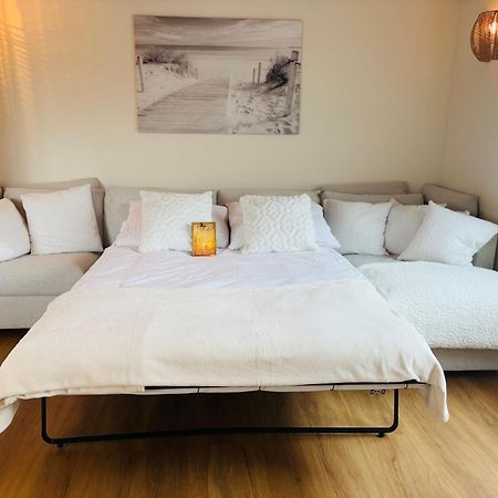 Kuestenkojen Mit 4 Ferienwohnungen Fuer 1 Bis 8 Pers Mit Diversen Schlafzimmern, Garten Oder Balkon Busum Exterior photo